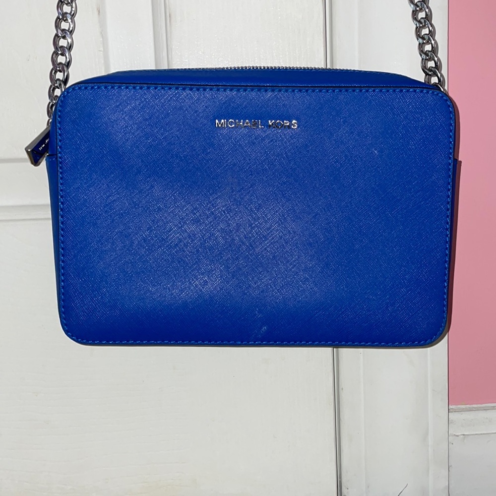 Small Micheal Kors purse